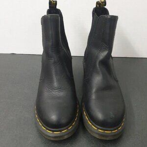 ‘CADENCE LEATHER HEELED CHELSEA Black Dr. Martens Boots Women's  SZ 8